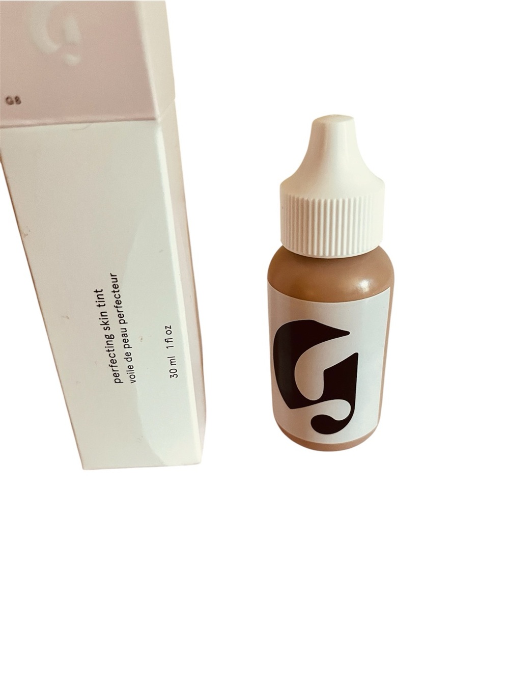 Glossier perfect skin tinted base
G8